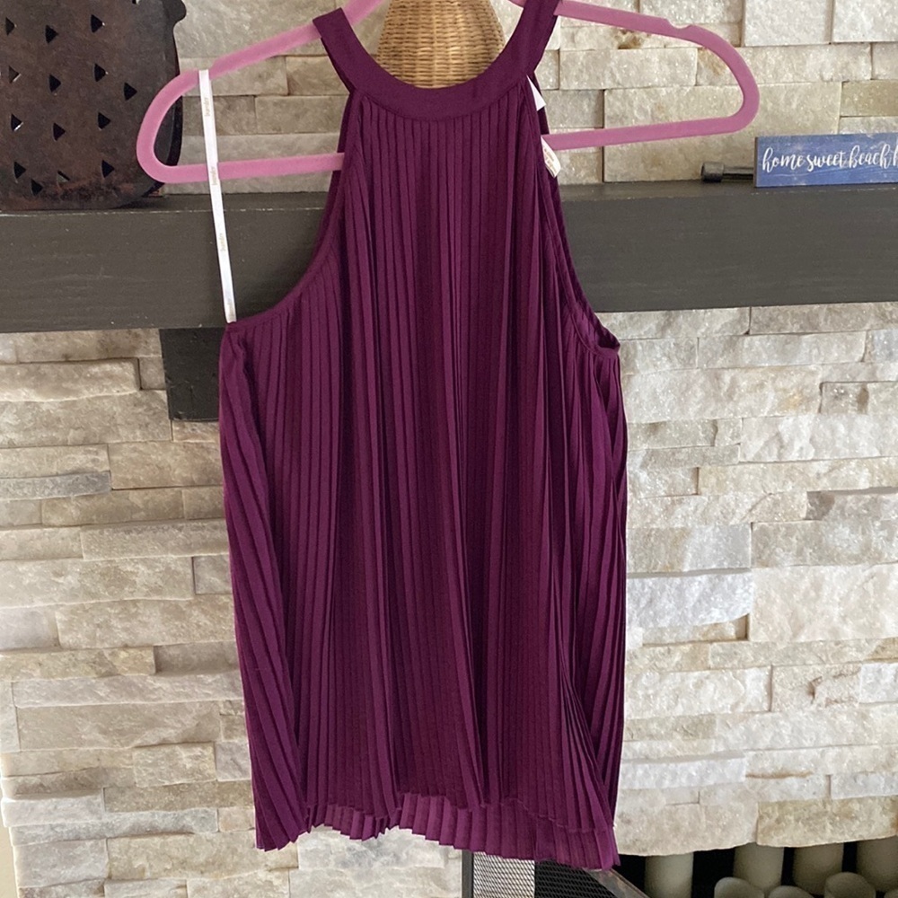 Laundry by Shelli Segal accordion pleated high neck tank size 2